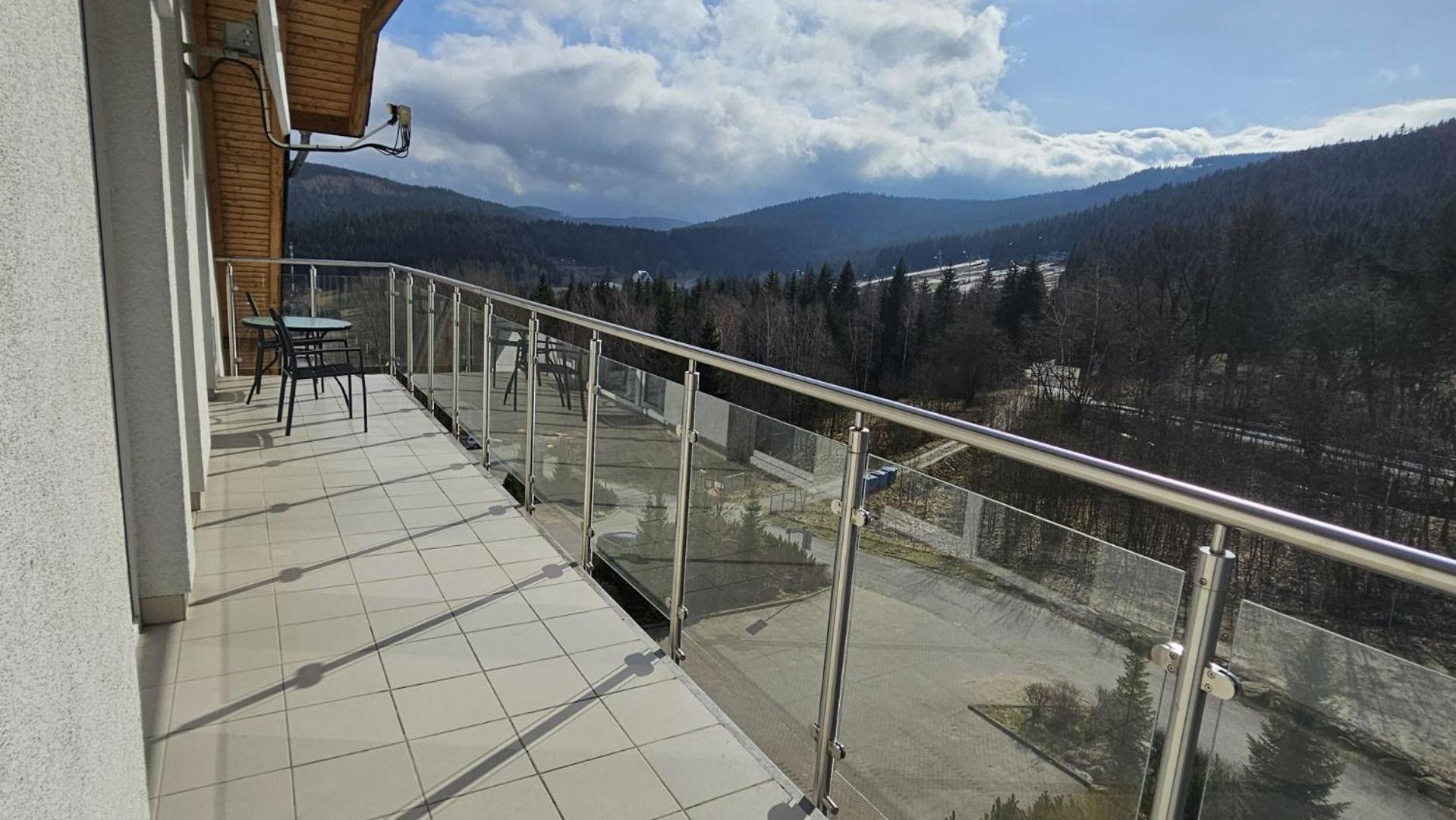 Panorama - Czarna Gora Resort By Sun & Snow Z Basenem I Sniadaniem Шенна Екстериор снимка